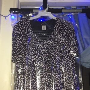 (NEW) black and white patterned dress (XL)